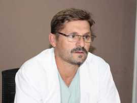 El Dr. Víctor Chías seguirá en la Dirección del Hospital
