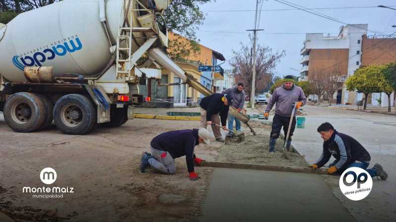 Bacheo de calle san Luis en la etapa final