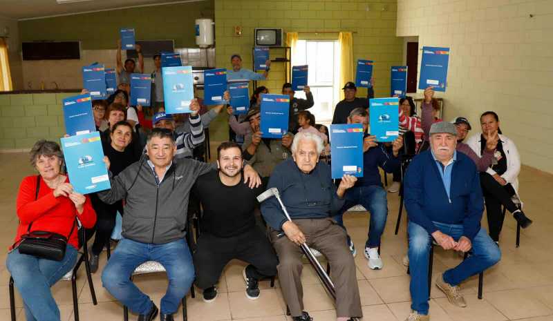 23 Familias recibieron su escritura
