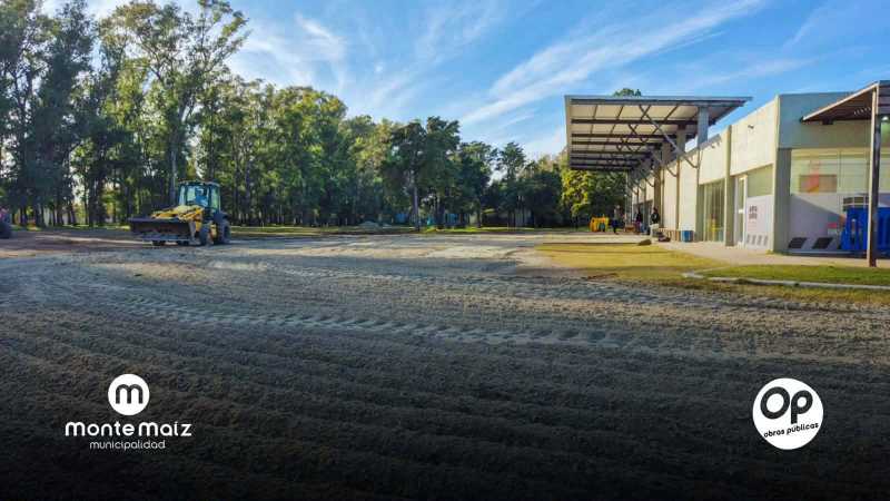 Nivelación y compactación de suelo en la terminal